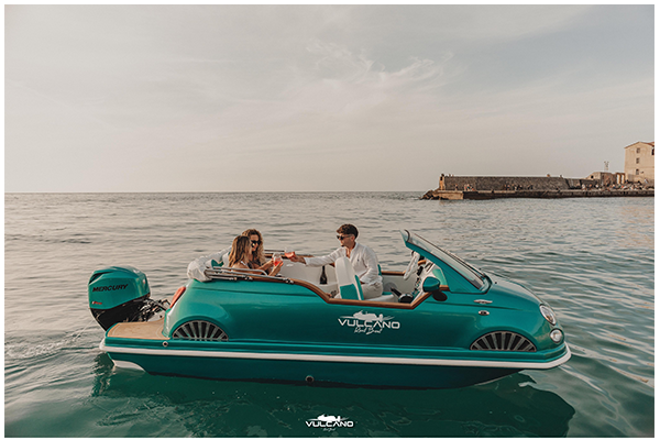 Barca a vela in mare